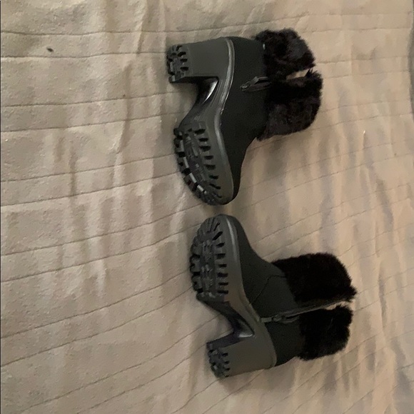 Winter boot - Picture 2 of 3